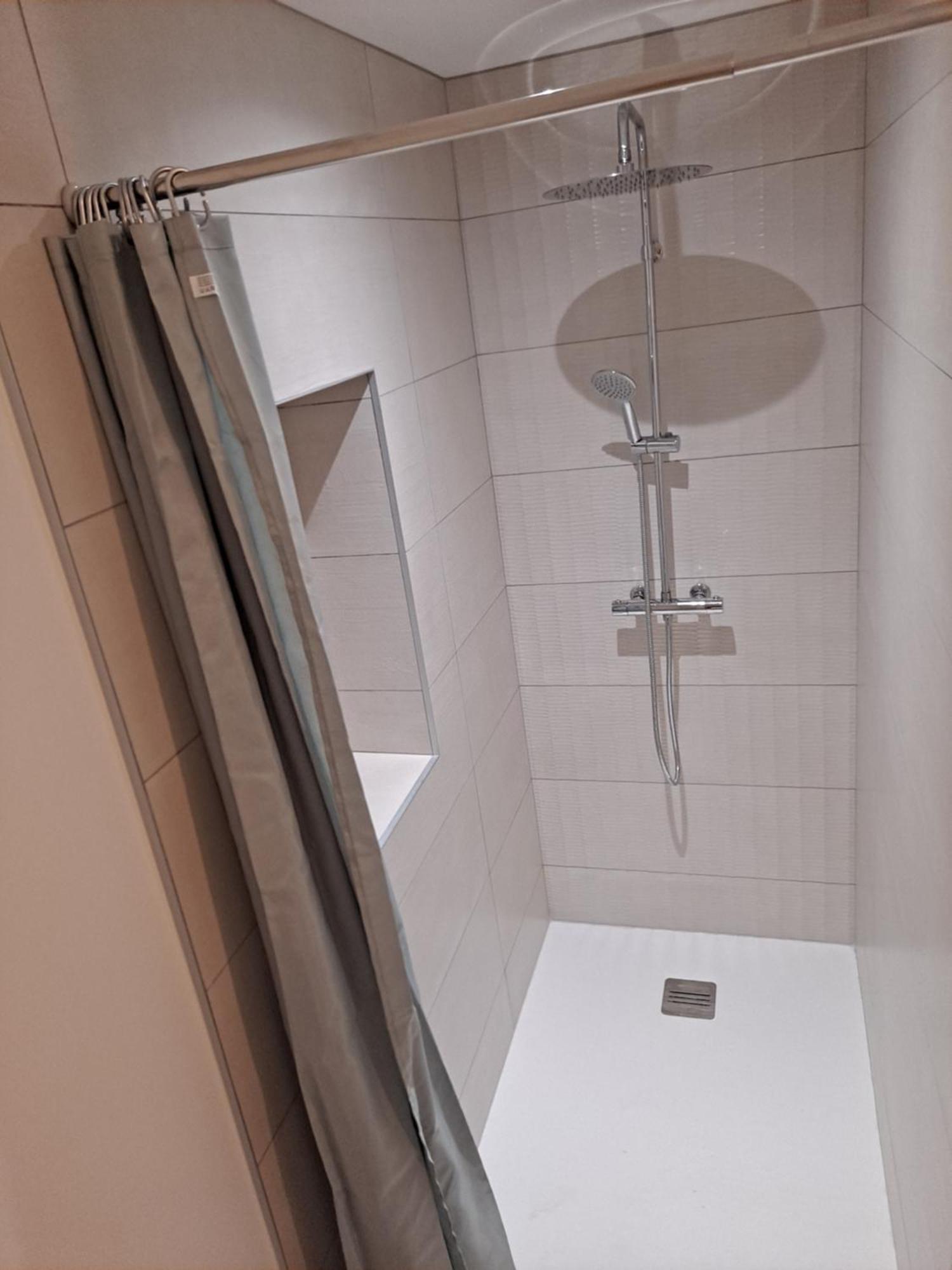 Logement T2 Neuf - Centre-Ville بارتيناي المظهر الخارجي الصورة